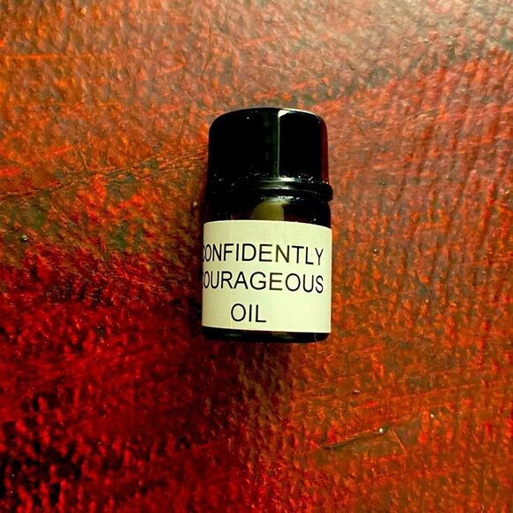 CONFIDENTLY COURAGEOUS OUL Manifestation Ritual Spell Candle Oil - Picture 4 of 6
